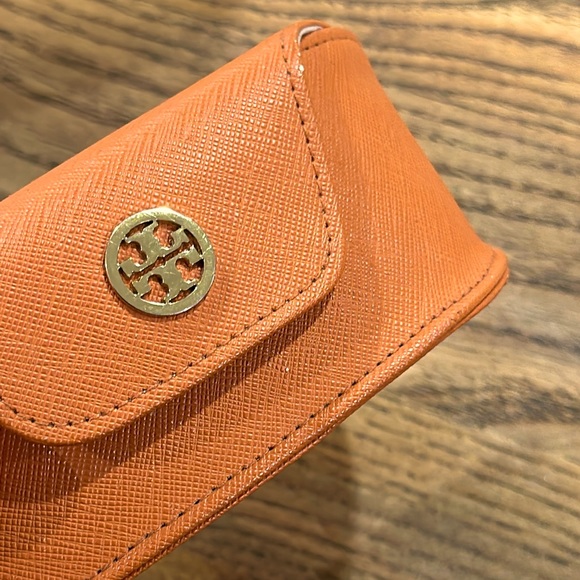 TORY BURCH SUNGLASSES CASE - Picture 4 of 6